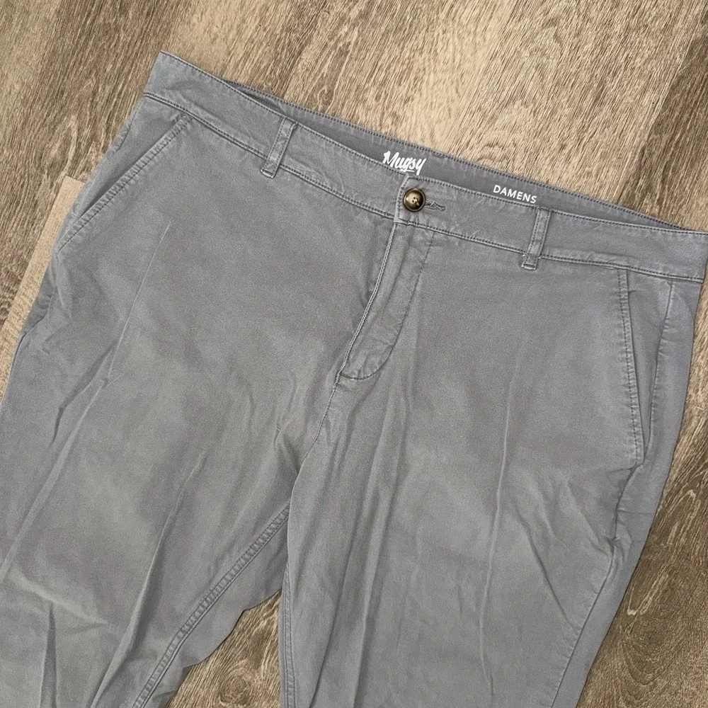 Mugsy Jeans these pants